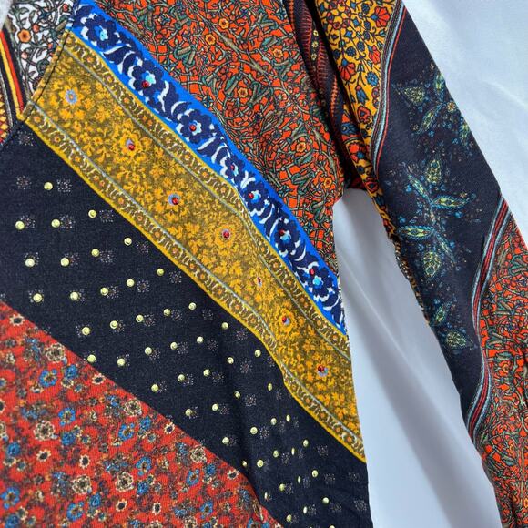 Desigual Top US XS V Neck Long Sleeve Boho Patterned Studdded New - Picture 4 of 6